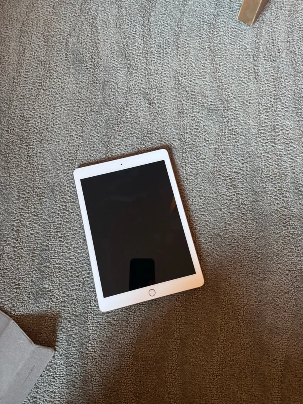 Apple iPad - Rose Gold 6th generation